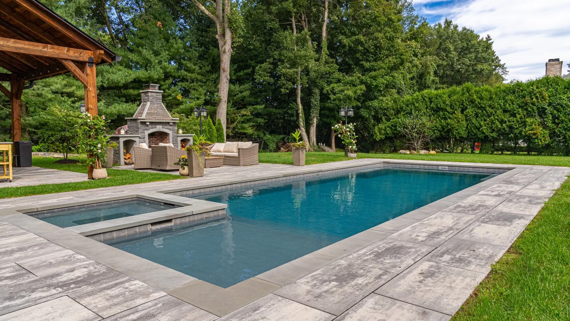 Outdoor living services available from Leisure Pools Hudson Valley