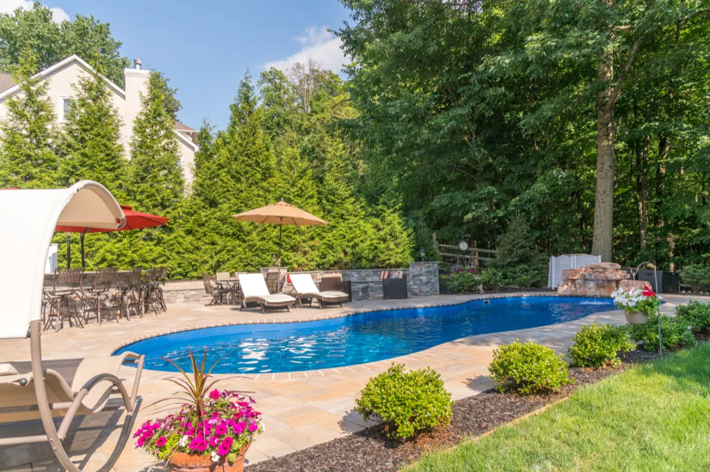 Fiberglass-Pools-Leisure-Pools-Hudson-Valley-020 Inground fiberglass pool installed by Leisure Pools Hudson Valley in Dobbs Ferry, NY